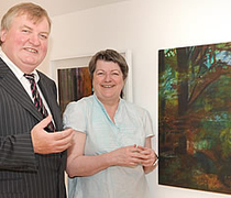 Flogas sponsors Bernadette Madden exhibition at Jerpoint Glass in Kilkenny